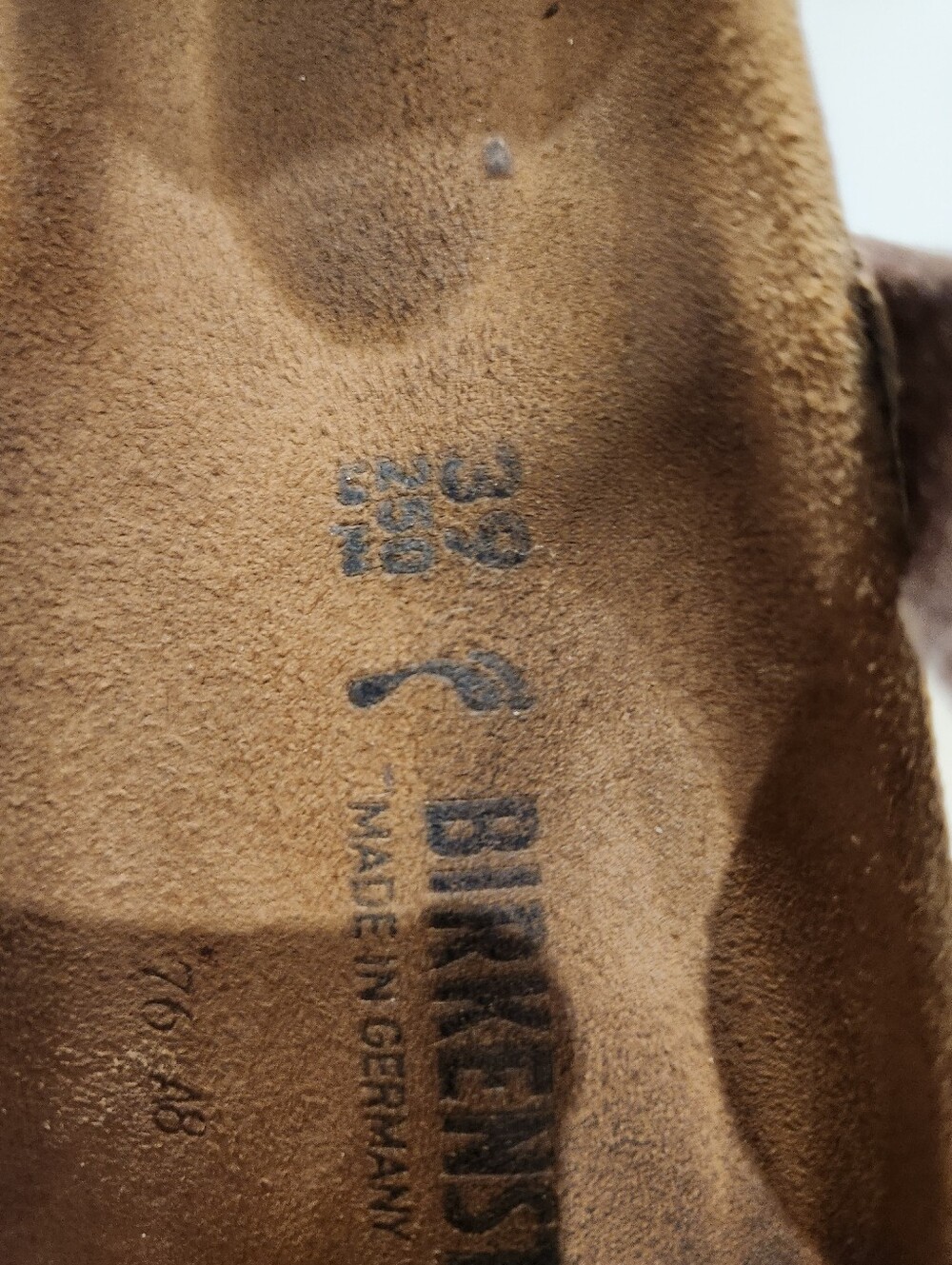 Strappy Birkenstock Sandals - Picture 8 of 8